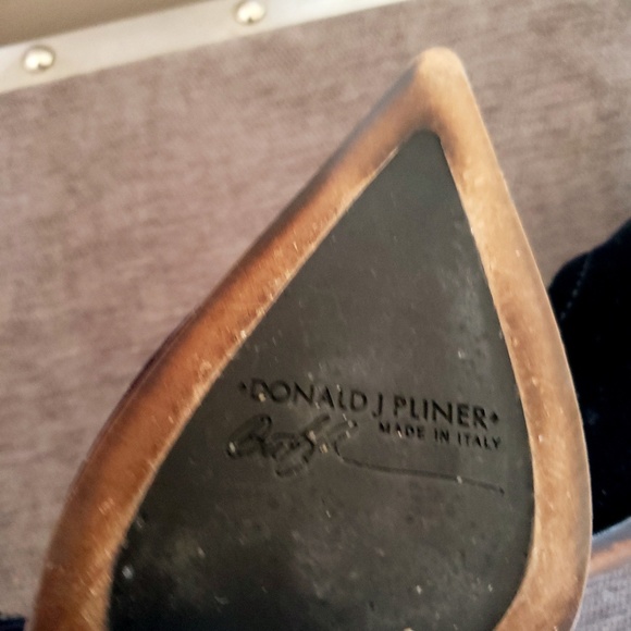 Donald J Pliner High Heels - Picture 5 of 5